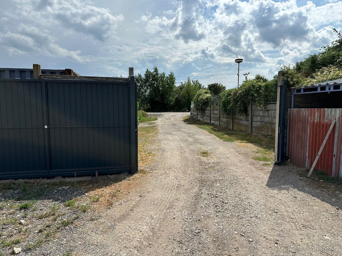 Predám stavebný pozemok Čunovo - 2