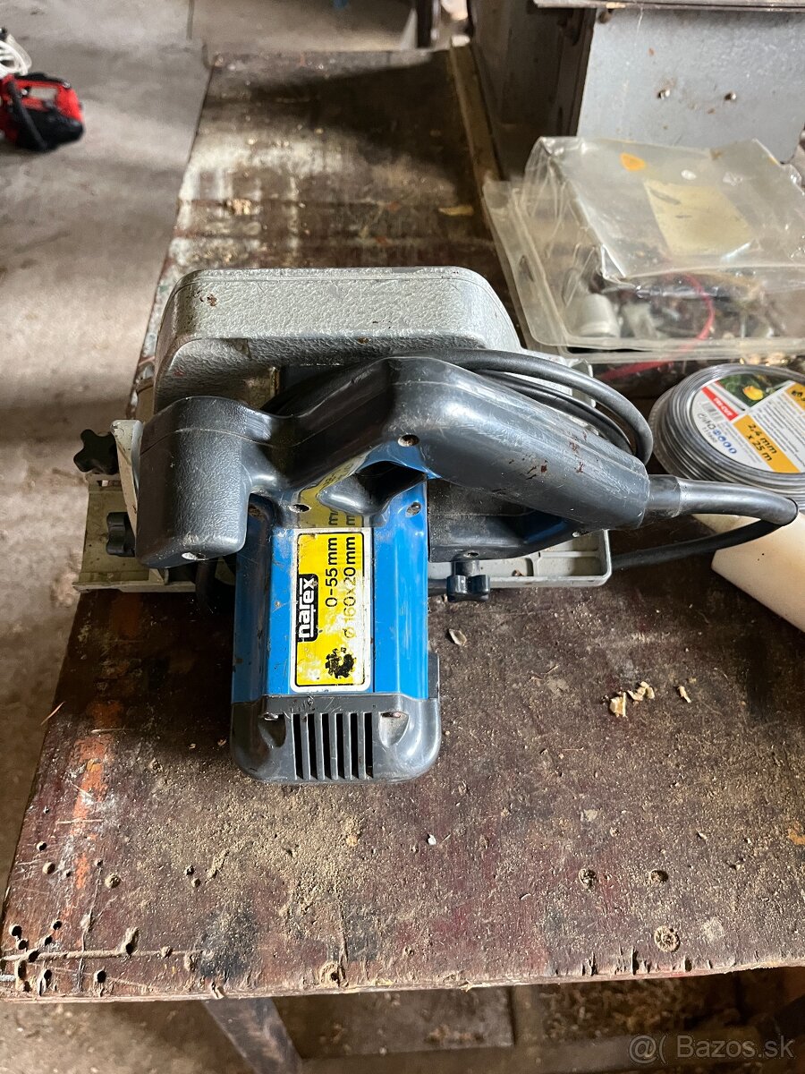 predám ručnú kotúčovú pílu NAREX na náhradné diely - 2