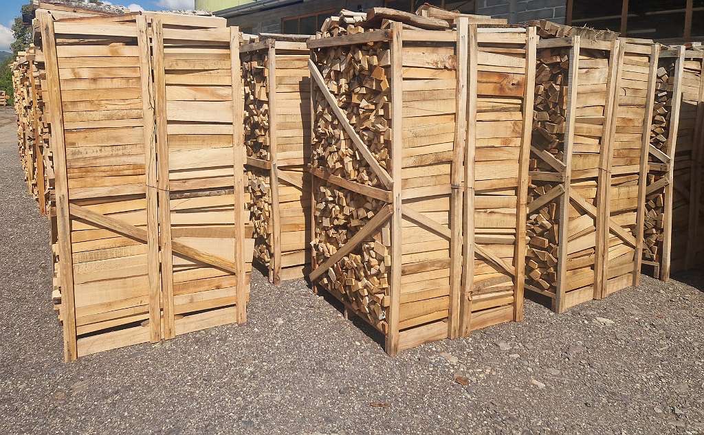 Palivové drevo 1,8 metrova paleta - 2