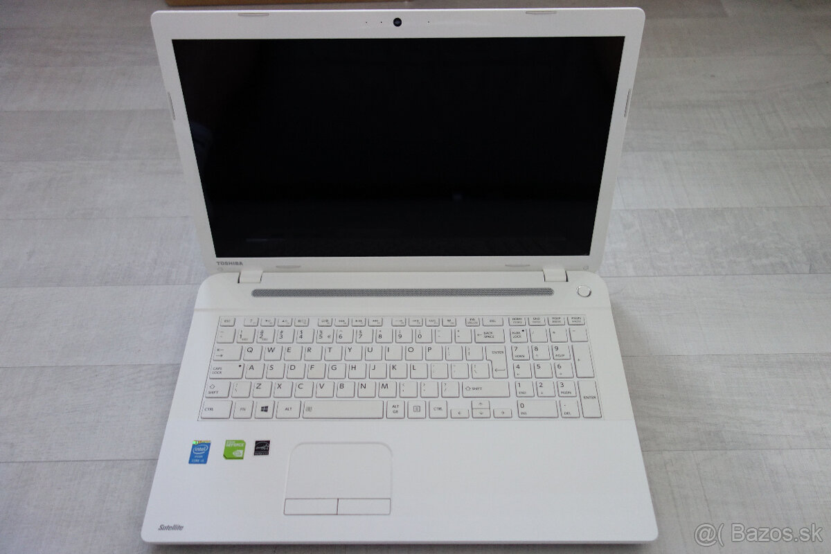 TOSHIBA Satellite C75A - 2