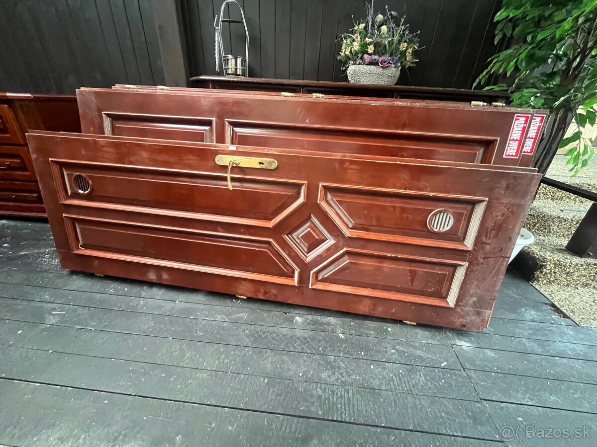 Drevené dvere masív - 2