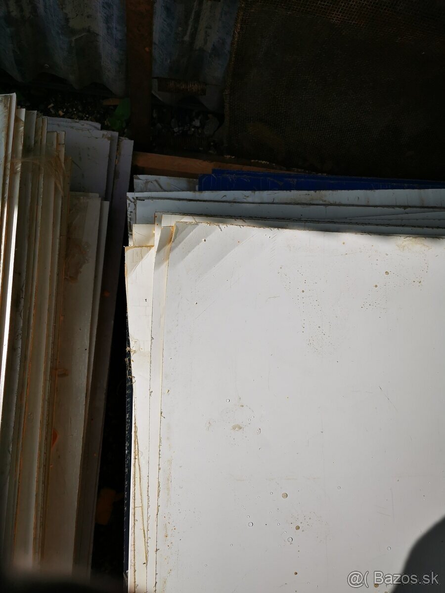 Plech, predaj za symbolickú cenu 1e/m2. - 2