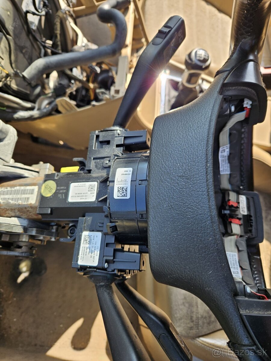 Volant VW passat b6 - 2