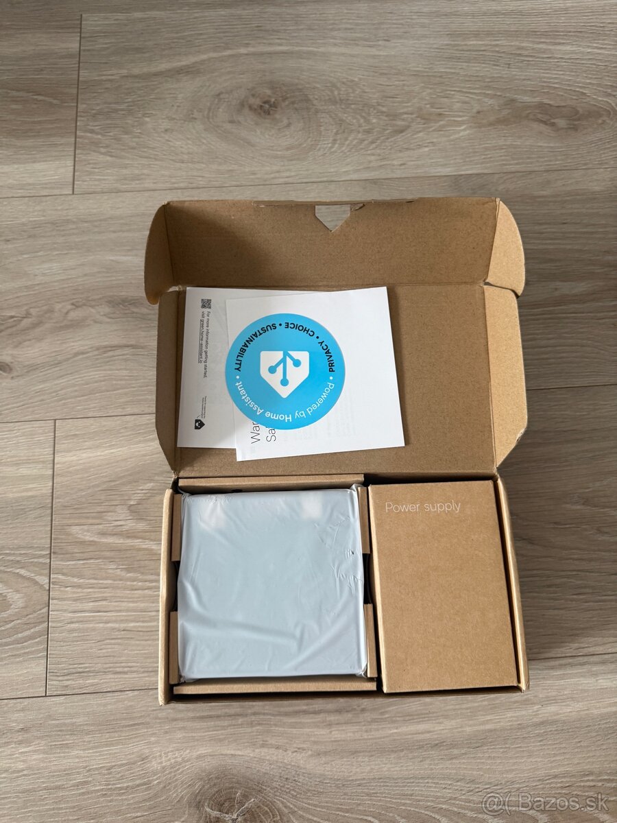 Home Assistant Green - 2