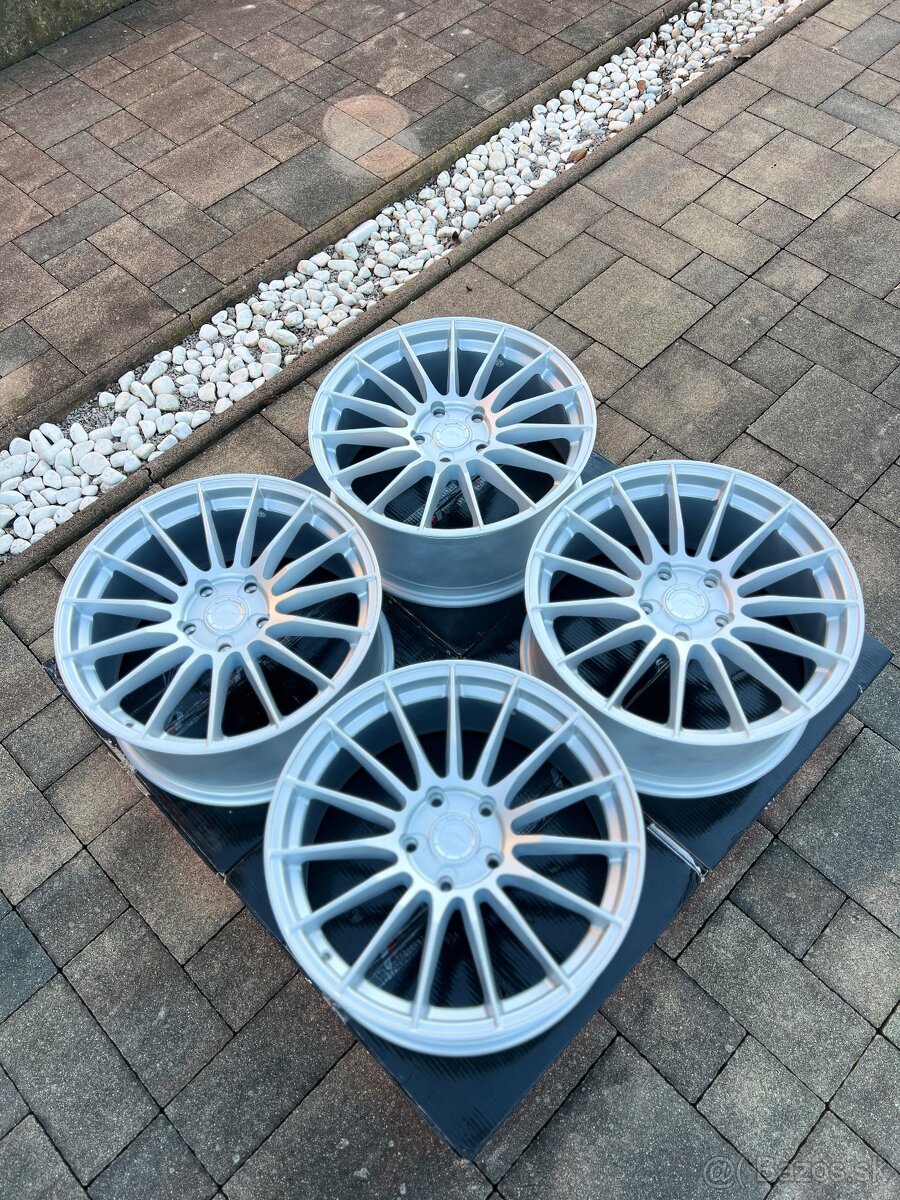 Disky R18 5x120 - 2