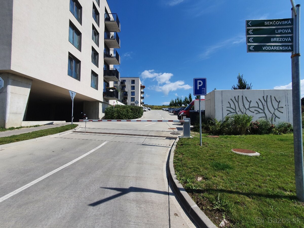 Parkovacie miesto - 2