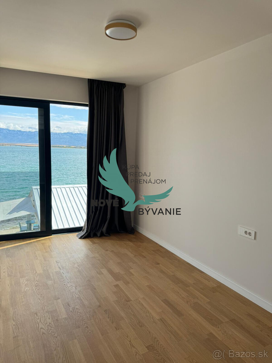 Na predaj novostavba apartmánu v prvej rade od mora v Chorvá - 2