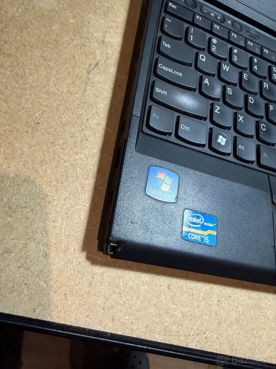 Predám nekompletný notebook Lenovo X230 na diely alebo doskl - 2