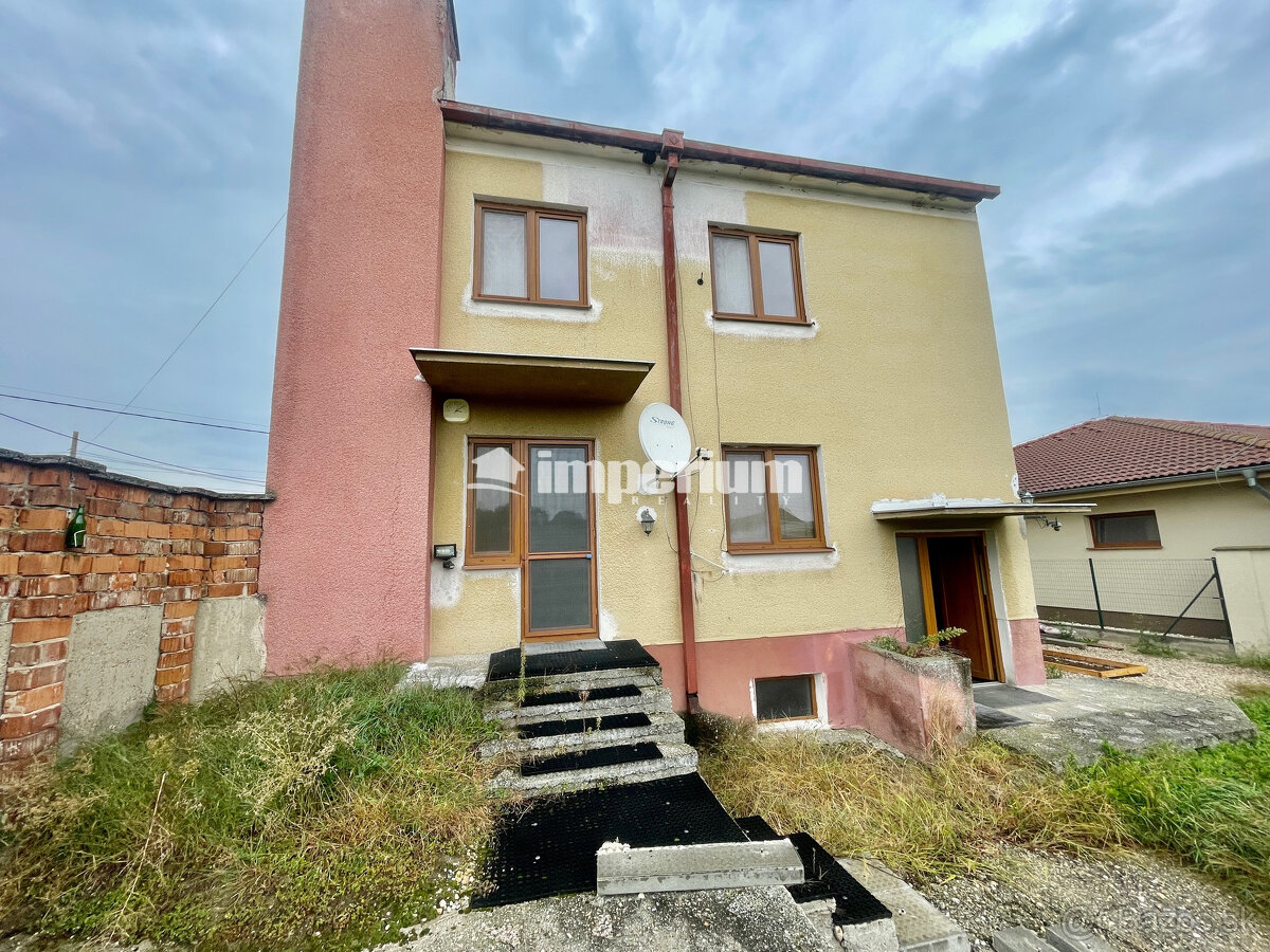 Gabčíkovo - predaj 4 izb. rodinného domu v okrajovej časti m - 2