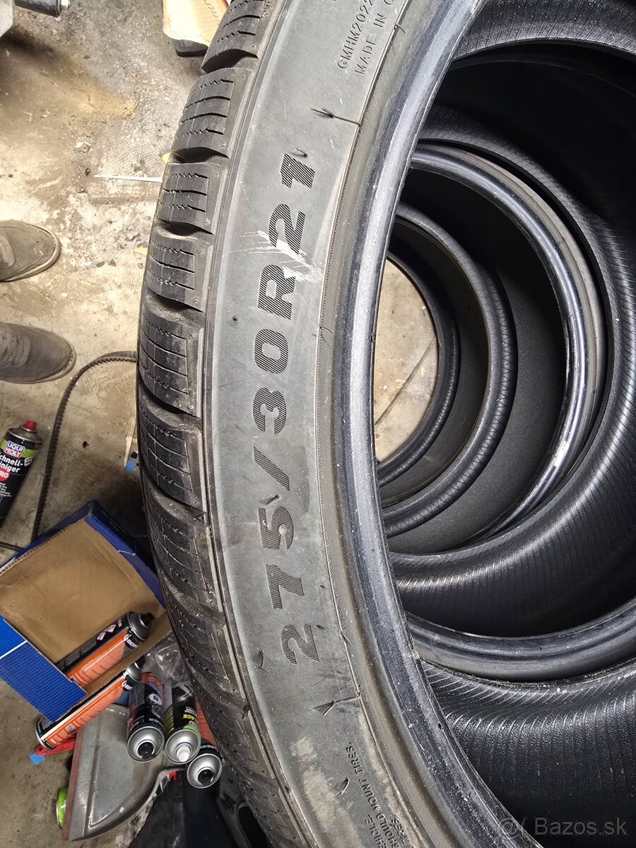275/30 R21 - 2
