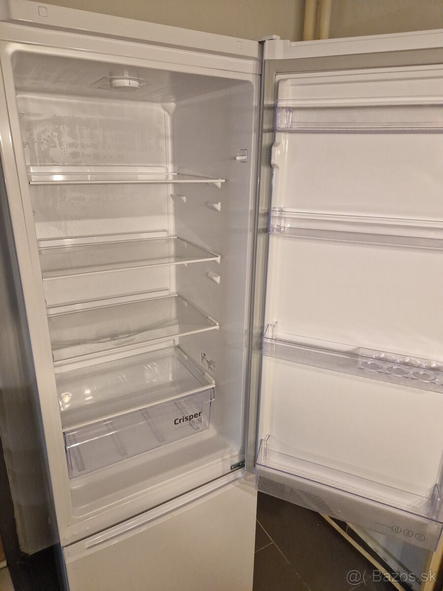 Chladnička s mrazničkou 2.5 ročná - 2