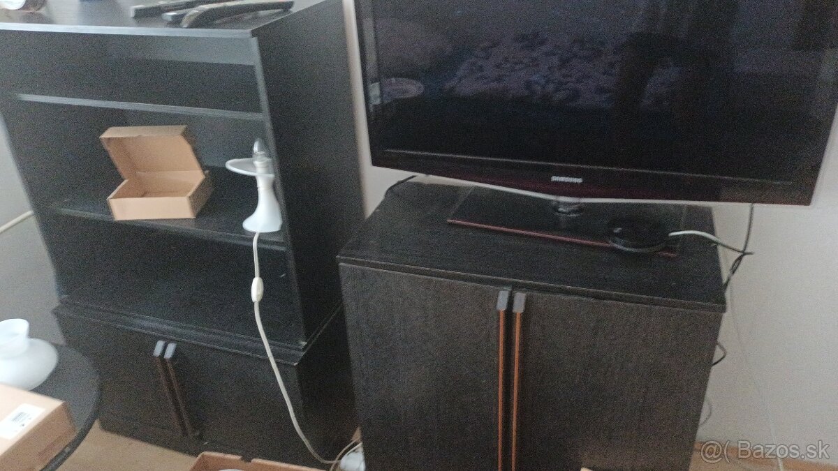 Darujem sektorový nábytok - 2