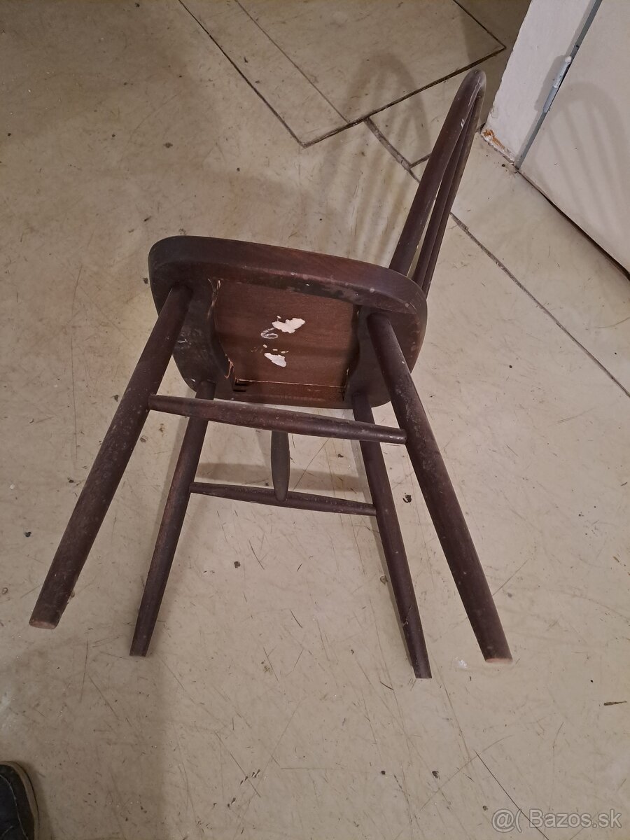 stará stolička - 2