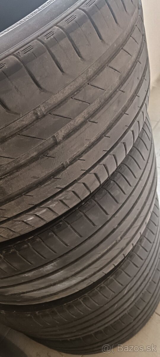 245/40 r 18 - 2