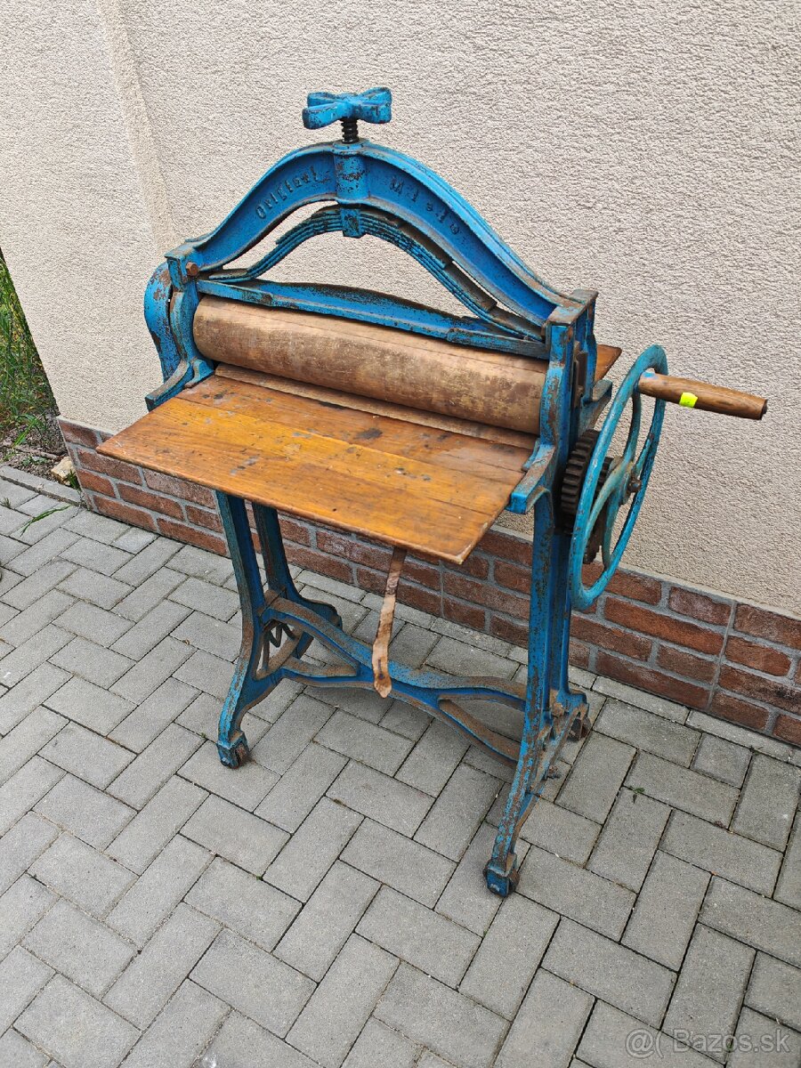 Starožitný mangel Miele - 2