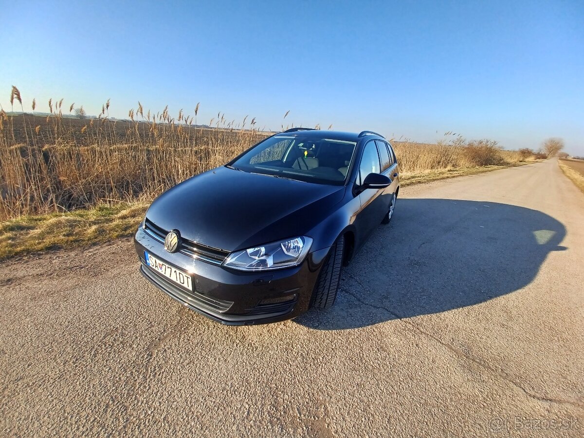 Volkswagen Golf - 2