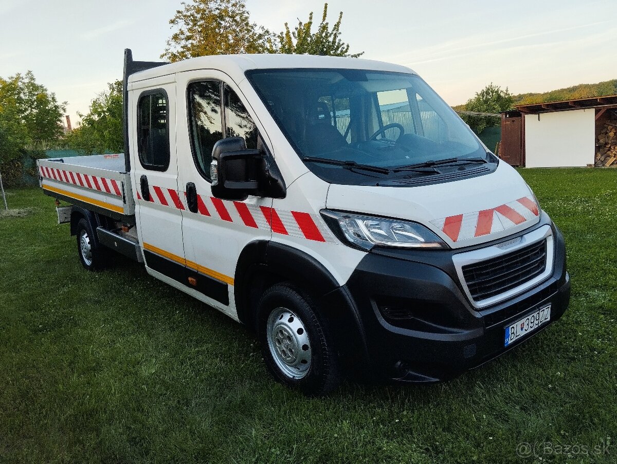Peugeot Boxer Valník 7 miestne - 2