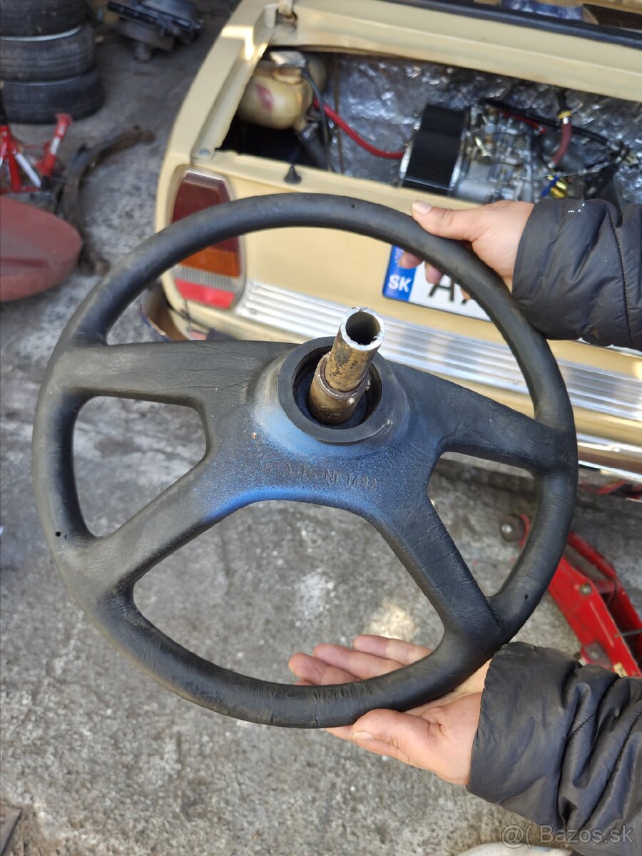 Volant trabant 601 - 2