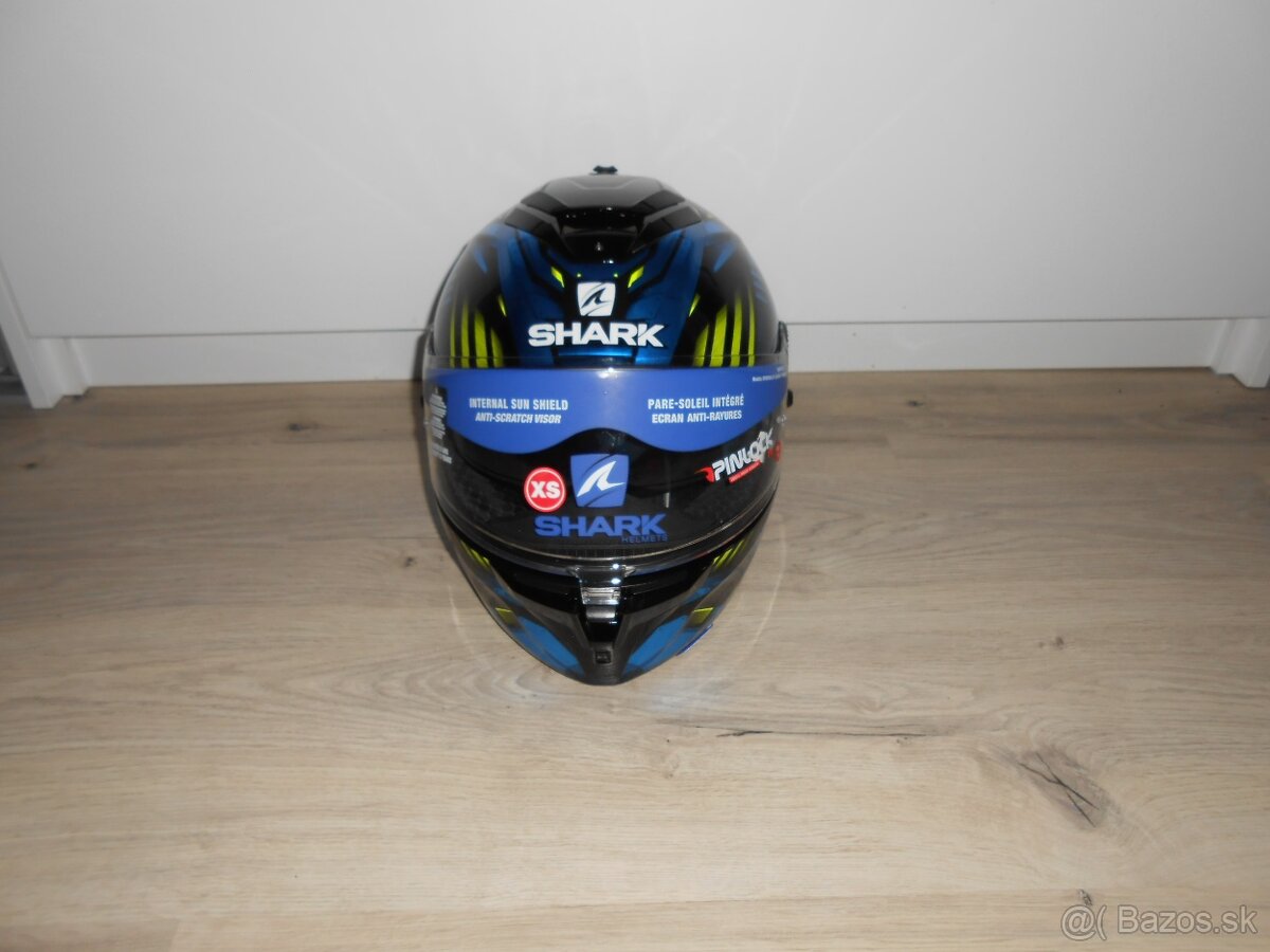 Predam krasnu novu moto prilbu znacky SHARK SPARTAN GT REPLI - 2