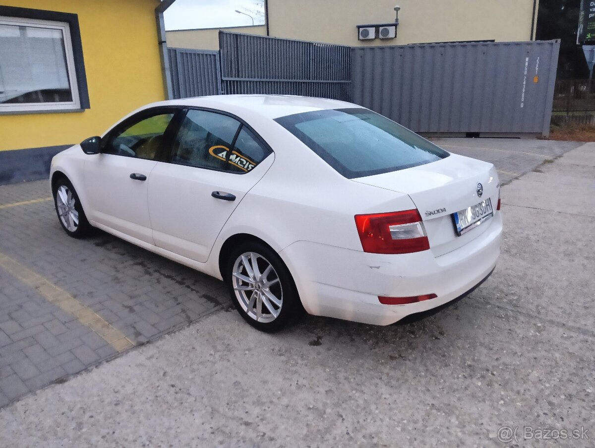 P: Skoda Octavia 1.4 TSI 103kw M6 2014 - 2