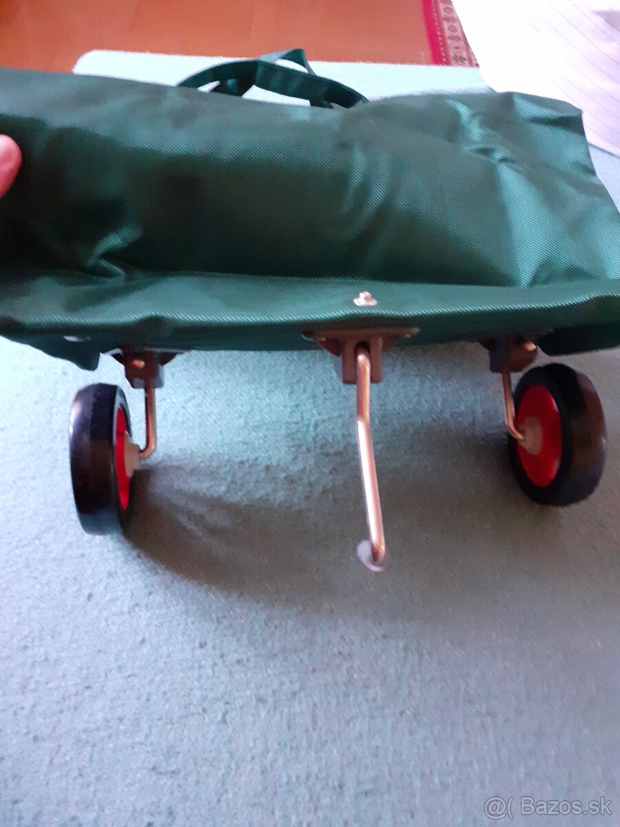 Kapsa nakolieckach - 2