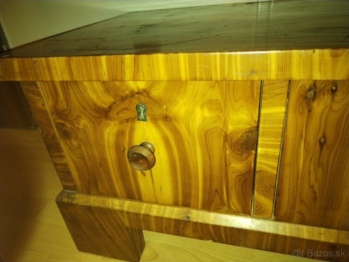 Art Deco nízka komoda - 2