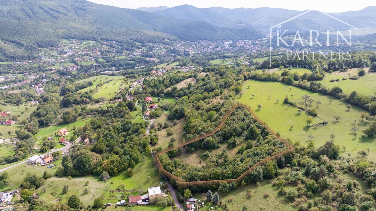 Stavebný pozemok určený na výstavbu rodinných domov 9629 m2 - 2