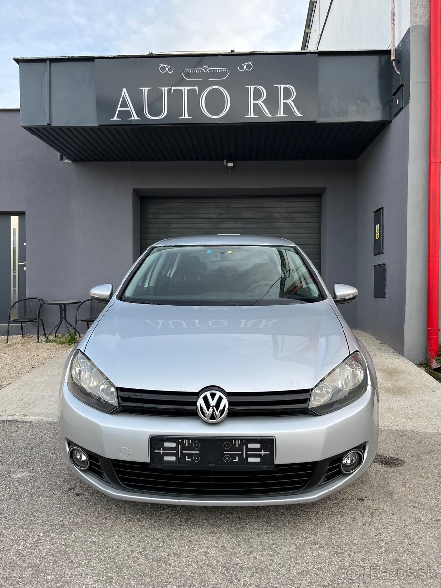 Volkswagen Golf 6 TrendLine 1.6 Benzin + LPG = Top Stav = - 2