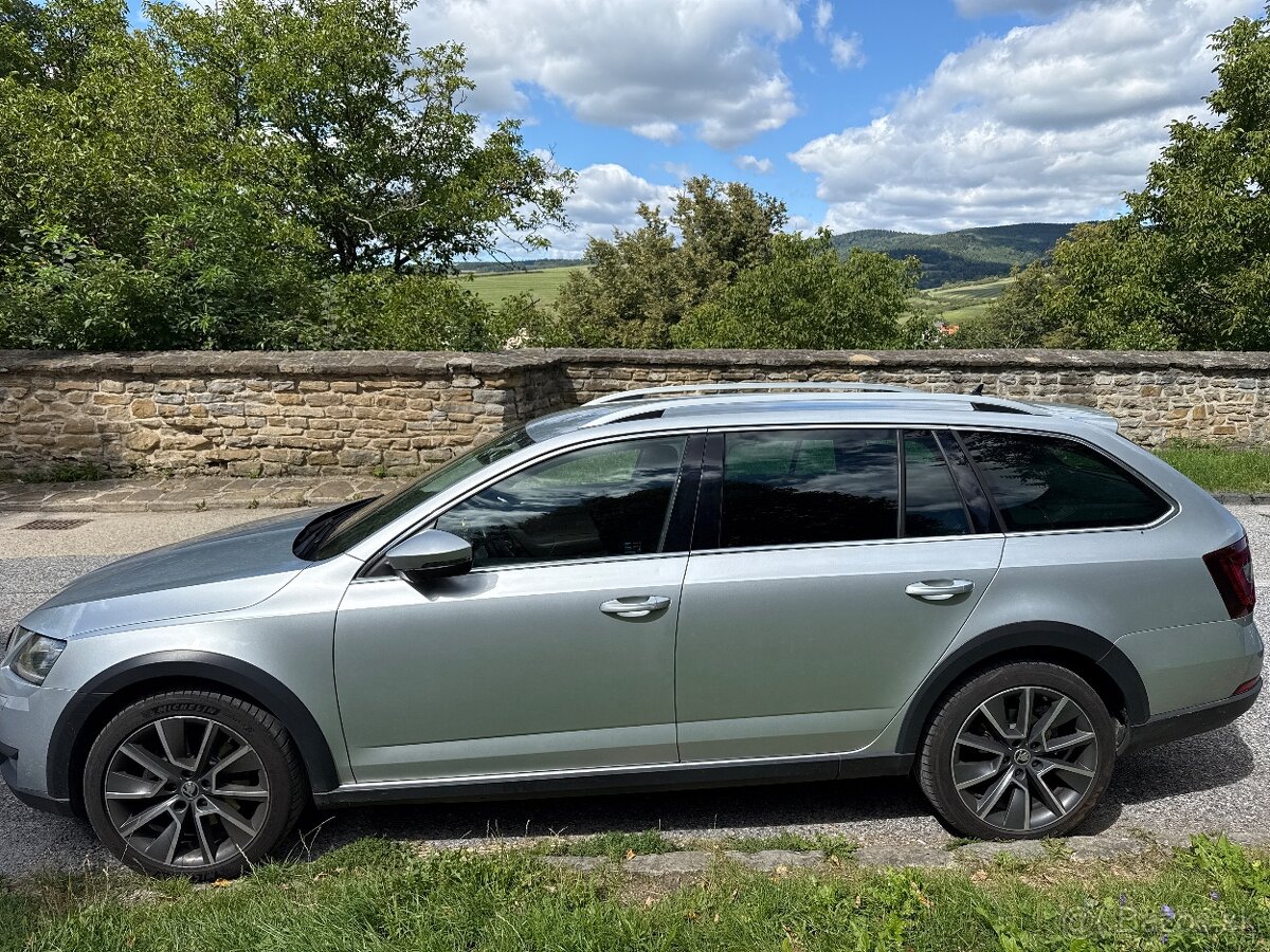 Octavia Scout 4x4, 2.0, nadštandardná výbava - 2