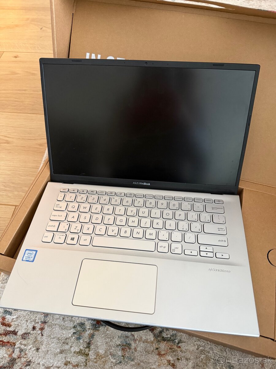 Asus VivoBook i3 - 2