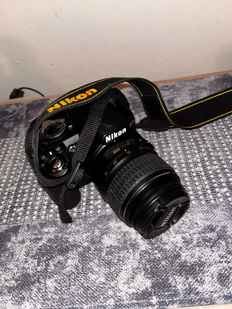 Nikon D3100 DSLR - 2