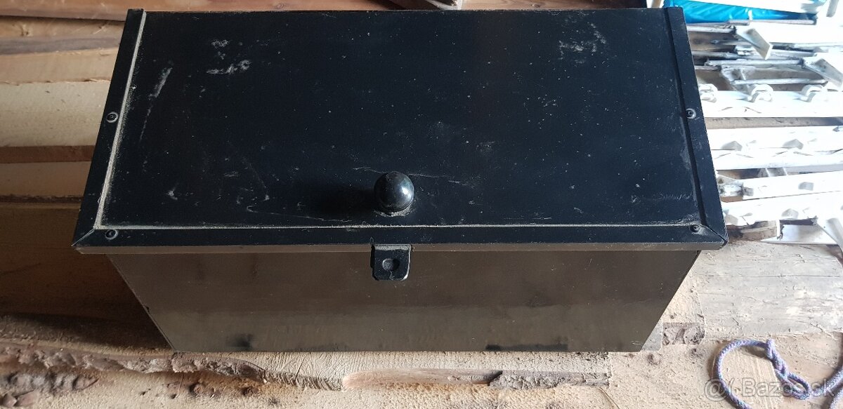 Debnička kaslík na náradie Zetor - 2