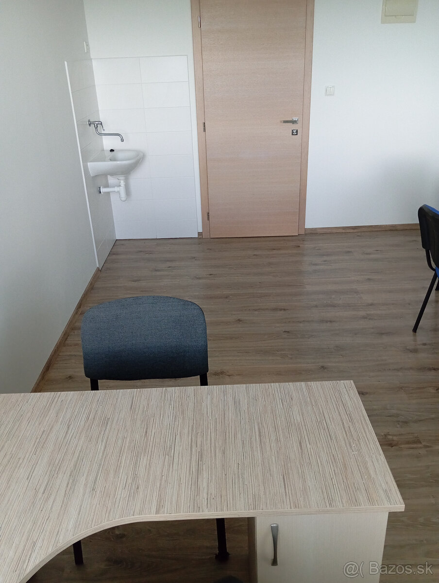 Kancelária Sabinov /časť Orkucany - 2