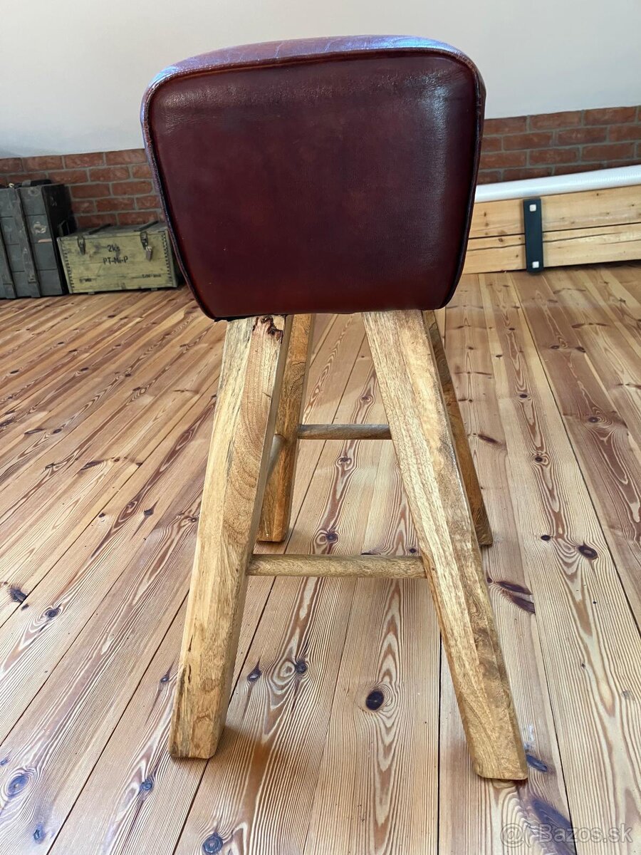 Barova stolicka masivna - 2
