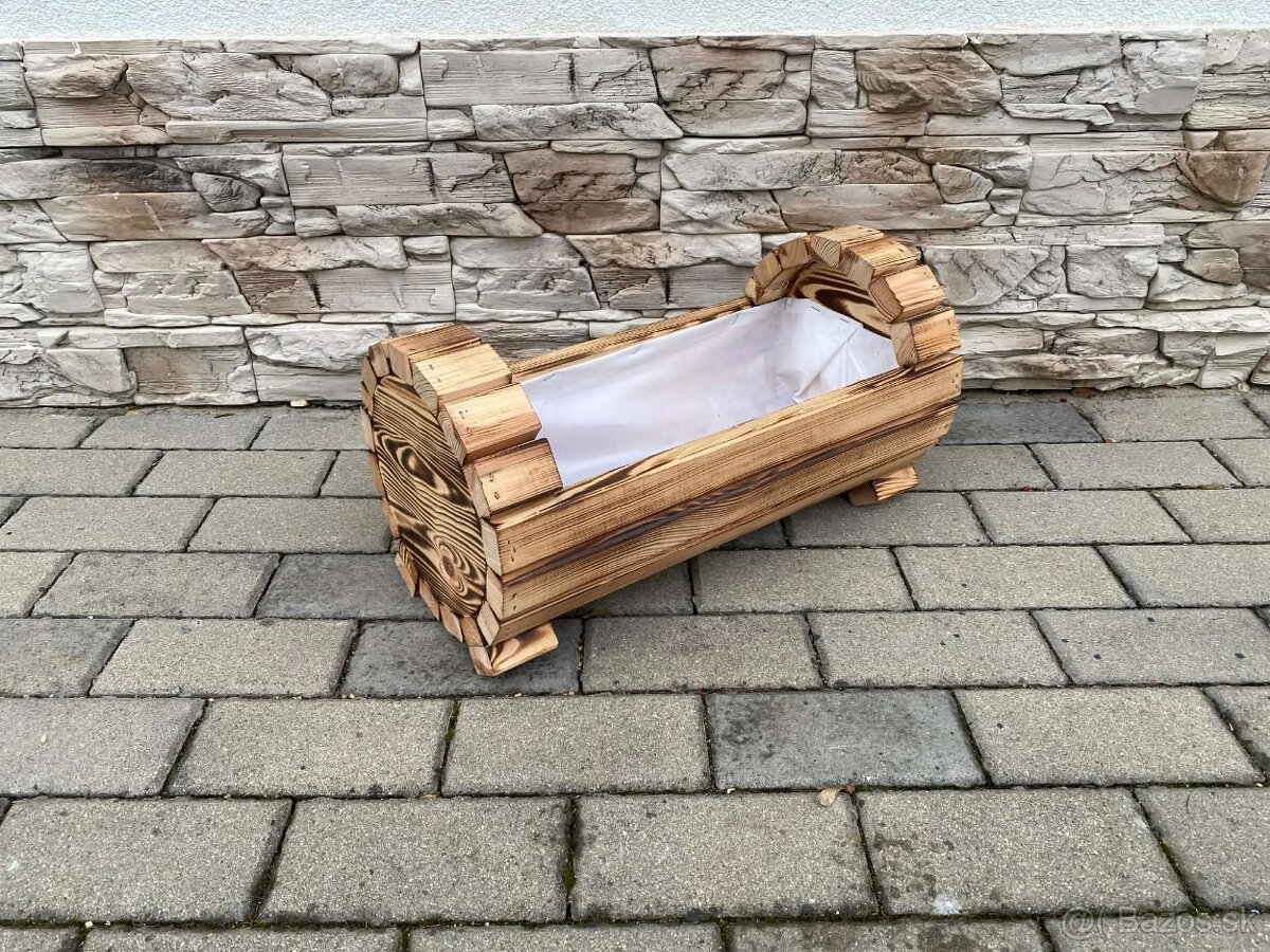 Drevený kvetináč opaľovaný - 2