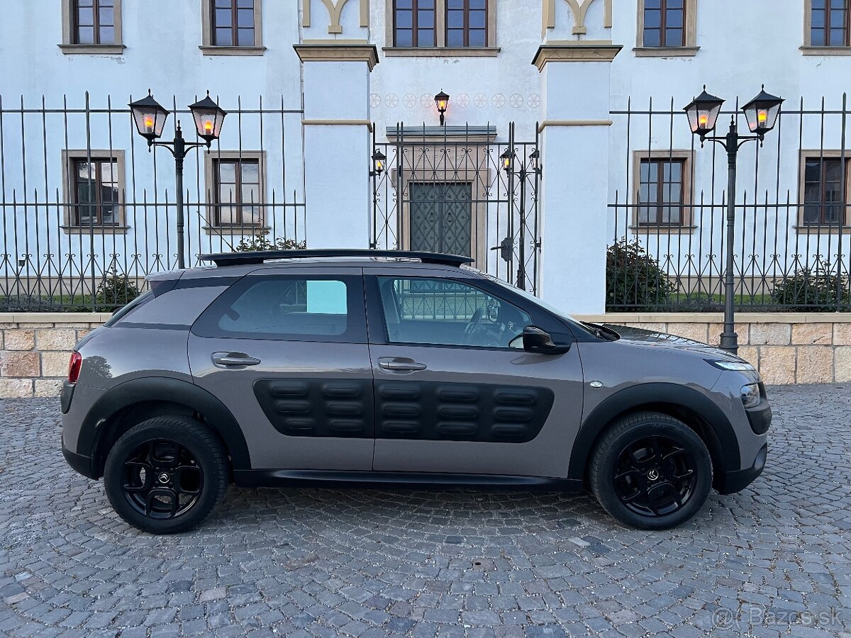 Citroen C4 Cactus 1.2 benzin - 2
