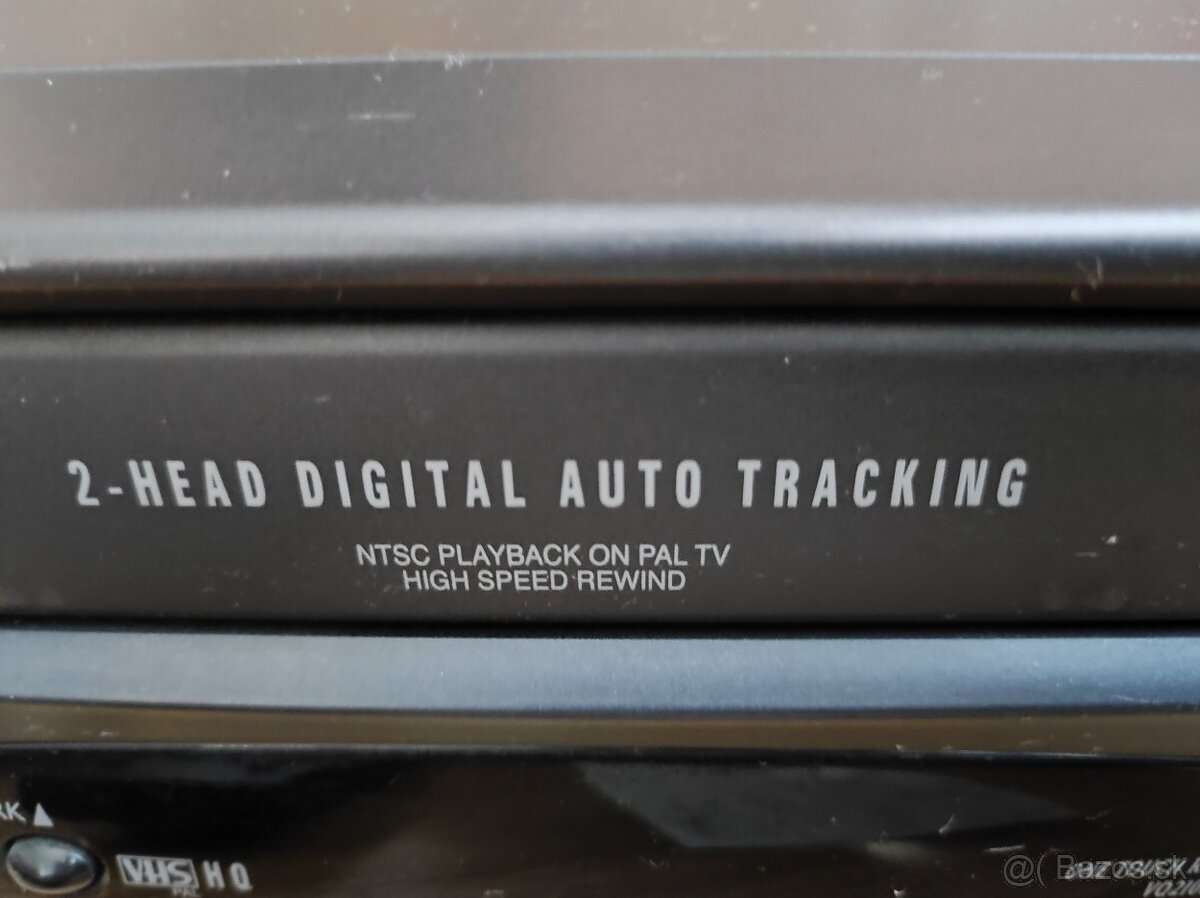 VHS RECORDER - 2