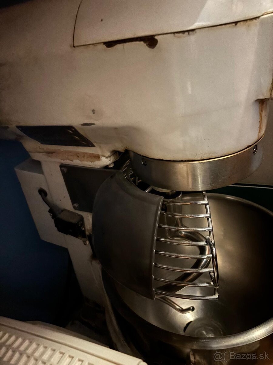 Kuchynský robot B20F 230V - 2