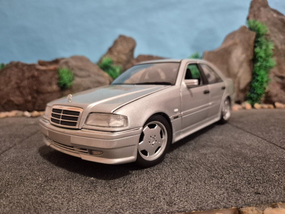 prodám model 1:18 mercedes benz C36 AMG - 2