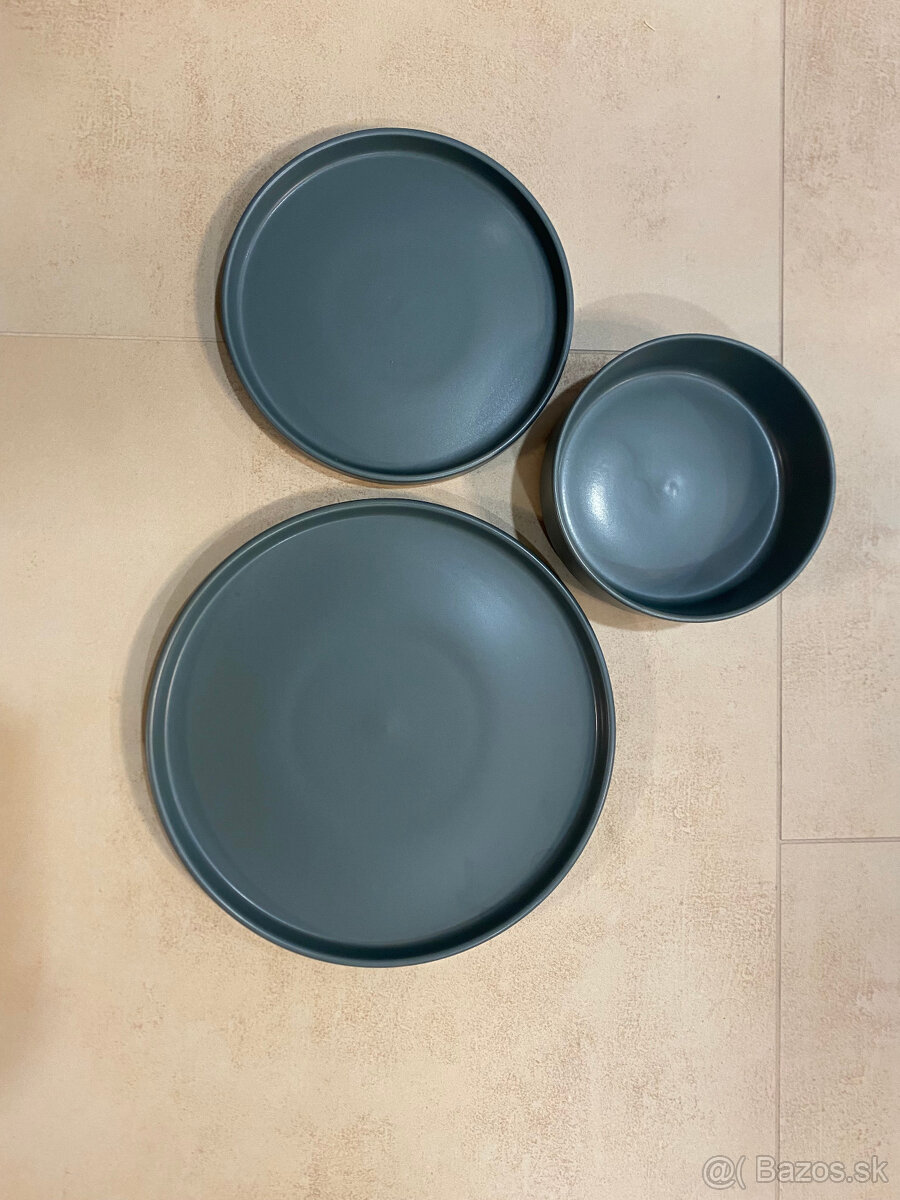 Nová jedálenská súprava - 2