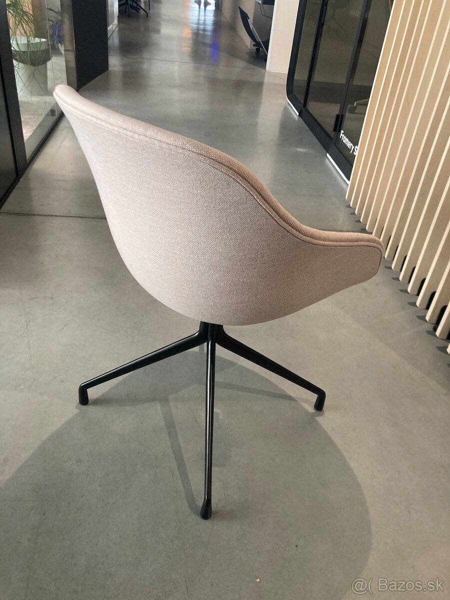 Dizajnová stolička HAY AAC 121 - 2