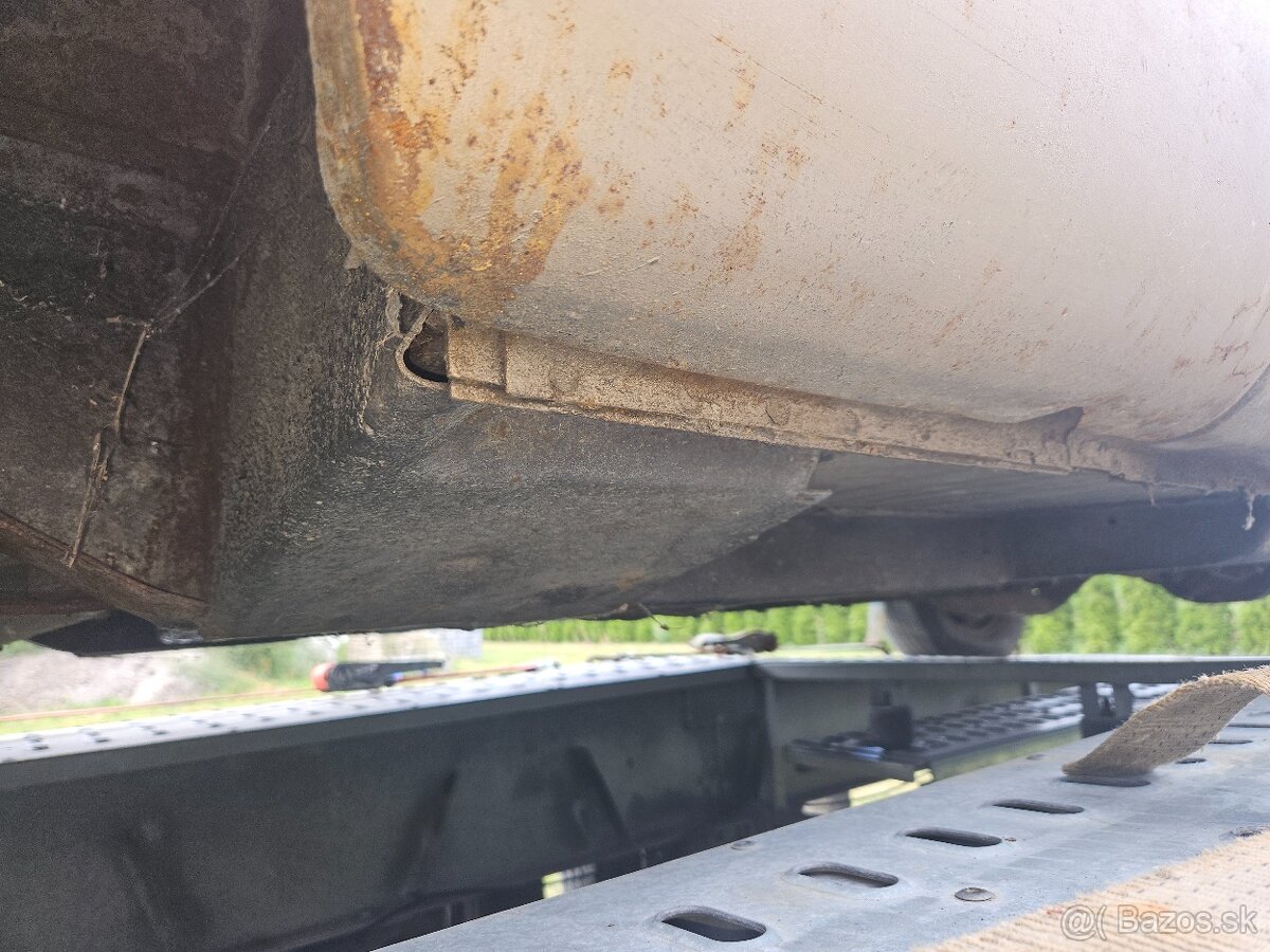 Ford Mustang V8 Cabriolet - 2