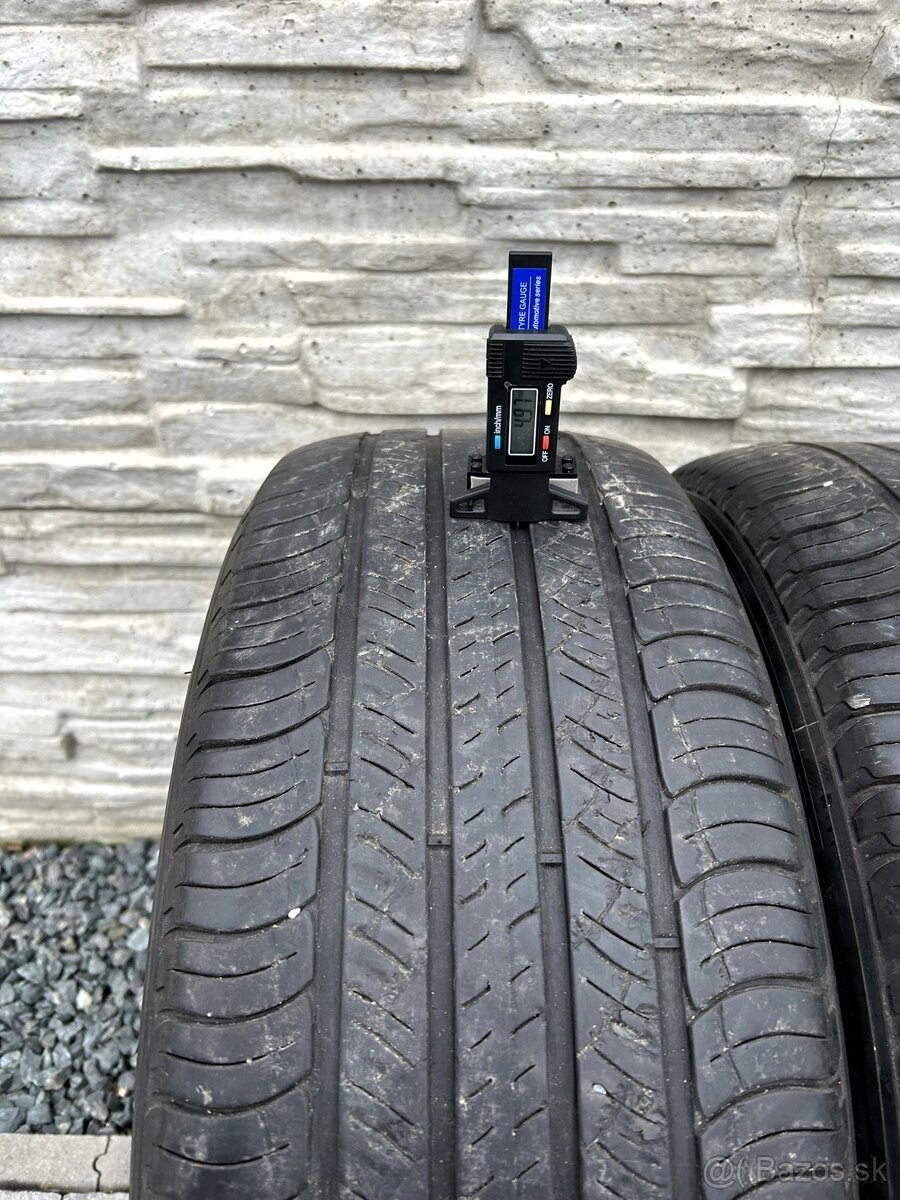 235/60 R18 Michelin letne - 2