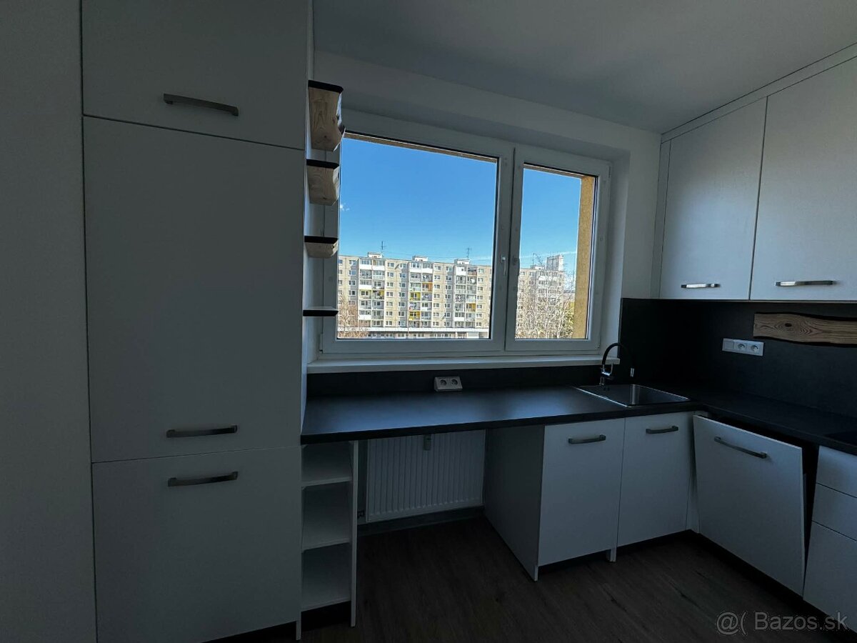 3izbovy byt K. Kuzmanyho - 2