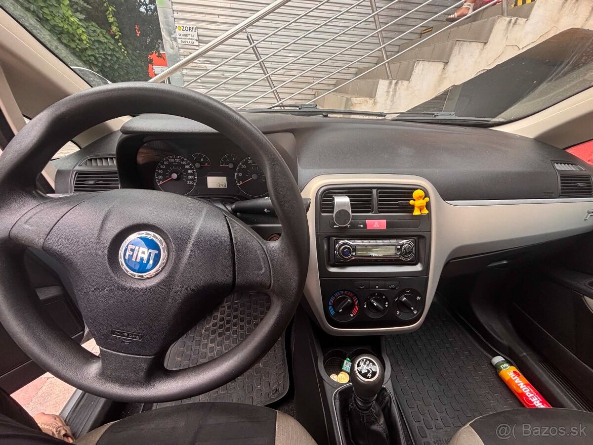 Fiat Punto - 2