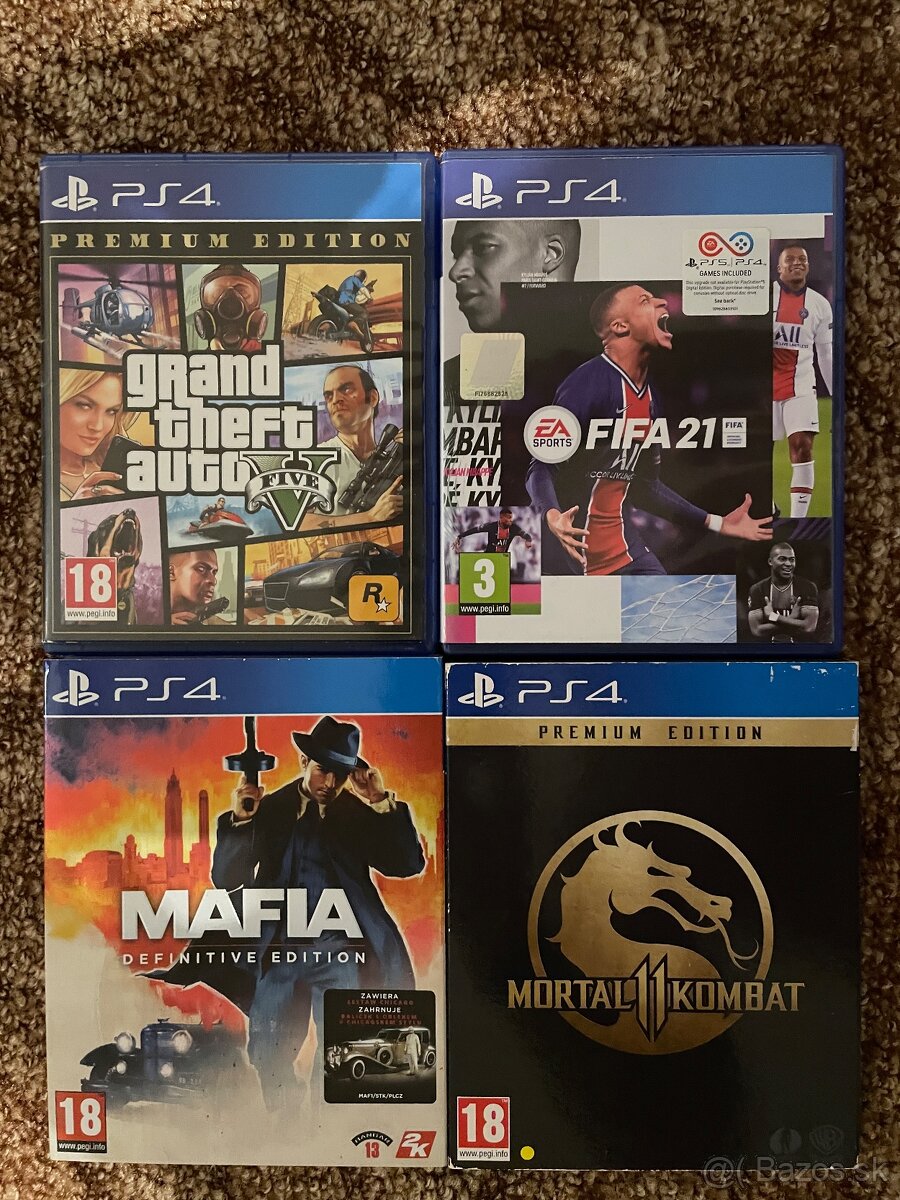 🎮 PlayStation 4 + 2 ovládače + 4 hry - 2