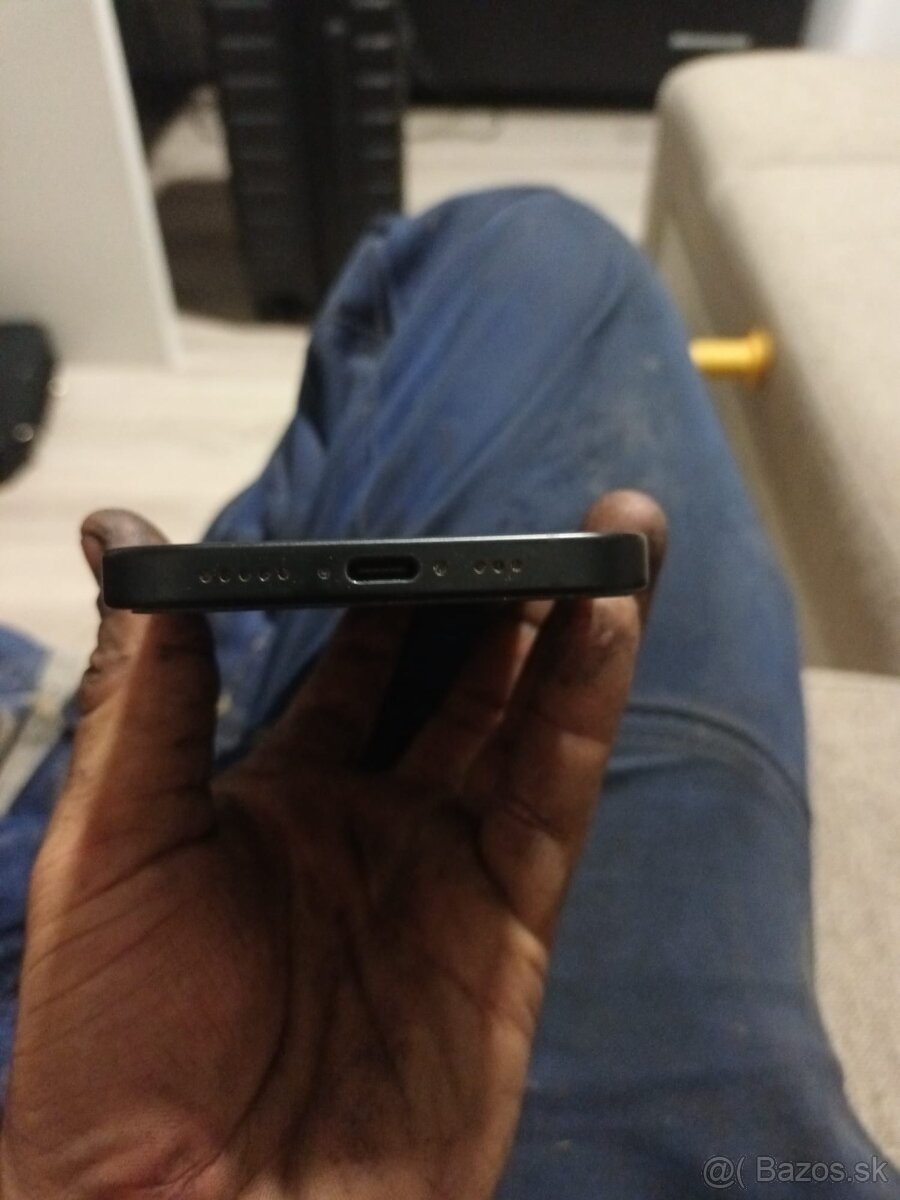 iPhone 15 - 2