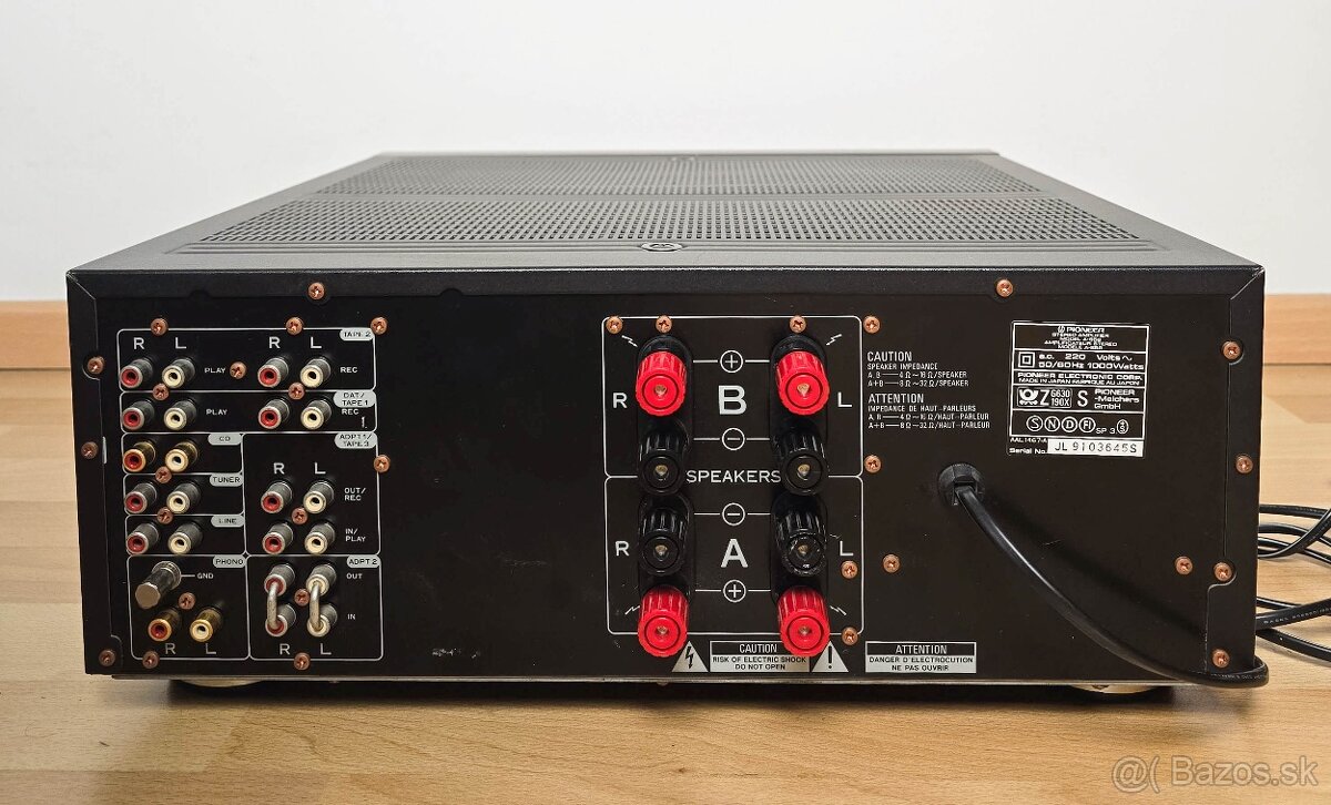 Pioneer A-858 Reference / 2x105 W / Phono MM-MC - 2