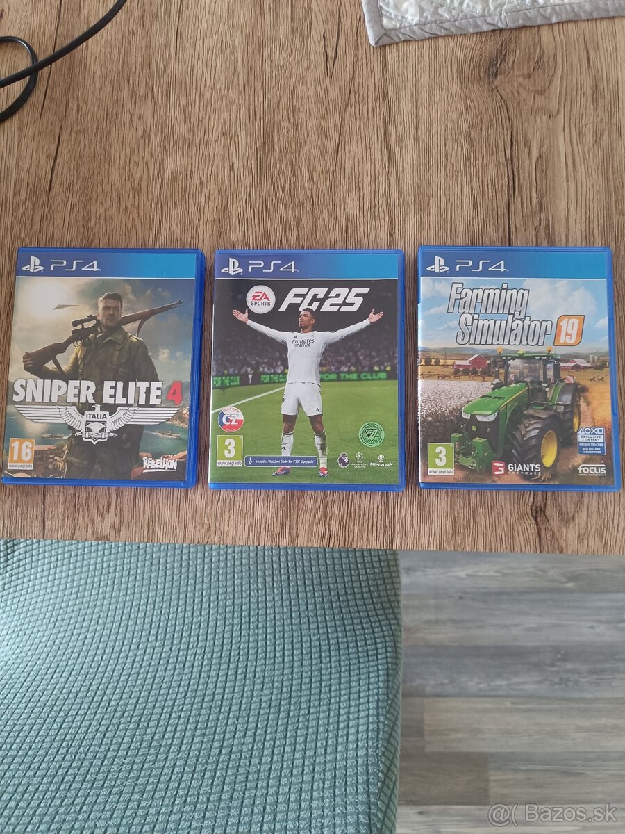 PS4 slim 1TB - 2