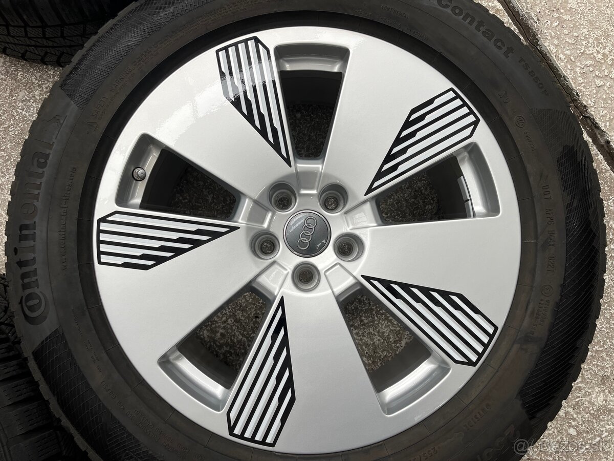 AUDI ORIGINAL 4KE601025L 5x112 8x19 ET34 SNÍMAČE TLAKU